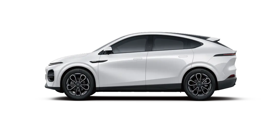 xpeng g6 arctic white